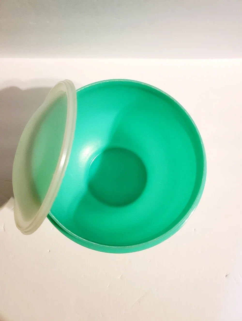 Vintage Tupperware Crisp-It Lettuce Keeper Bowl & Dome Lid Jadeite/Mint Green